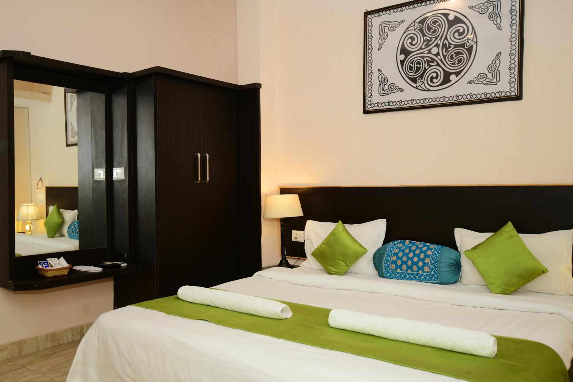 Ap Palace Hotel, Ayodhya Buitenkant foto